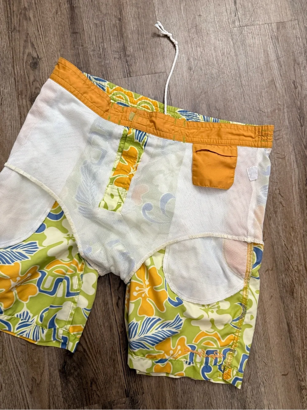 Reyn Spooner • Fiji Pareau Hawaiian Print Swim Trunks